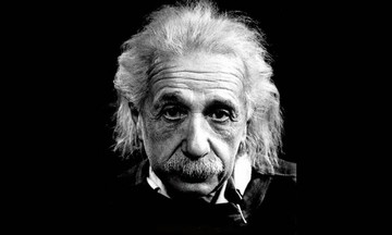Το «γράμμα του Θεού» του Αϊνστάιν πουλήθηκε σε δημοπρασία αντί σχεδόν 3 εκατ. δολαρίων