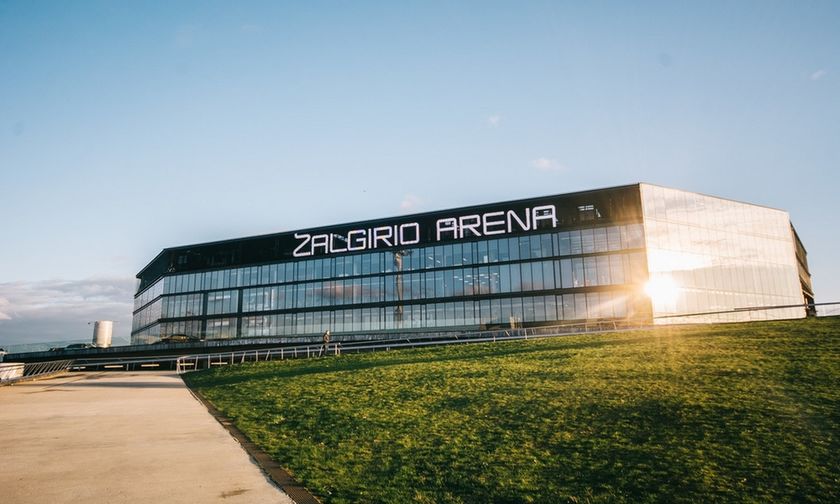 Σκηνές Hollywood με την Αστυνομία στη Zalgirio Arena (vid)