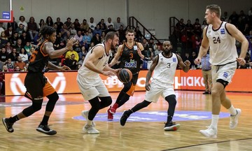 Ήφαιστος - Προμηθέας 82-67: Καλπάζει η ομάδα της Λήμνου