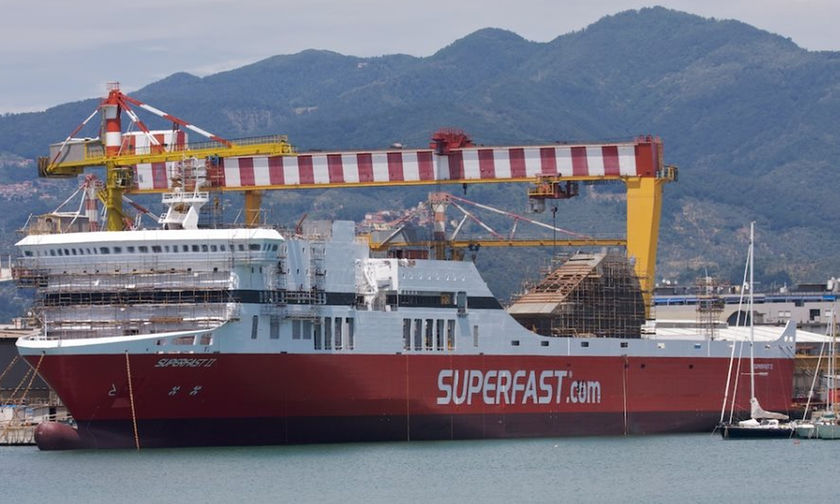 Λαχτάρα για 126 επιβάτες: Προσέκρουσε στο λιμάνι της Πάτρας το «superfast 2»