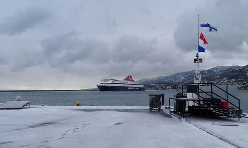 Επιχειρηματίας πνίγηκε πέφτοντας με το αμάξι του στο λιμάνι της Μυτιλήνης