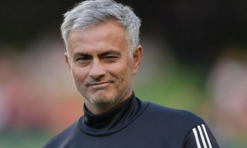 «Τραγούδησε» την απόλυσή του ο Μουρίνιο (vid)