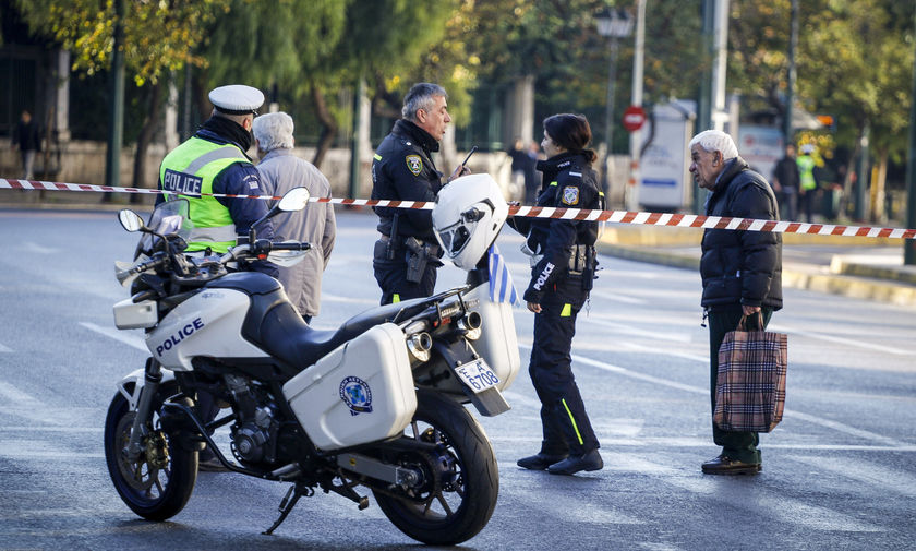 Αρπαγή γνωστού επιχειρηματία στον Πειραιά (vid)