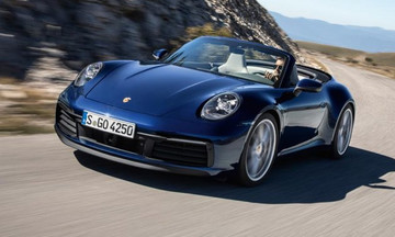 Αποκαλύφθηκε η νέα Porsche 911 Cabriolet!