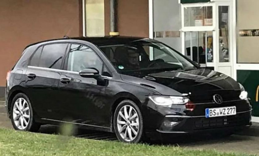 «Στα πράσα» το νέο VW Golf