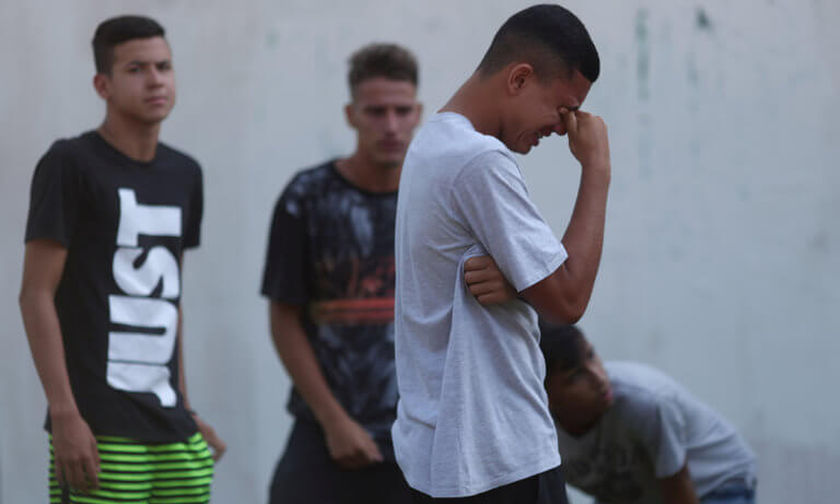 Φλαμένγκο: Κάηκαν στον ύπνο τους τέσσερα παιδιά (pics)