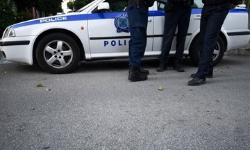 Ανταλλαγή πυροβολισμών μεταξύ αστυνομικών και διαρρηκτών στο Κερατσίνι