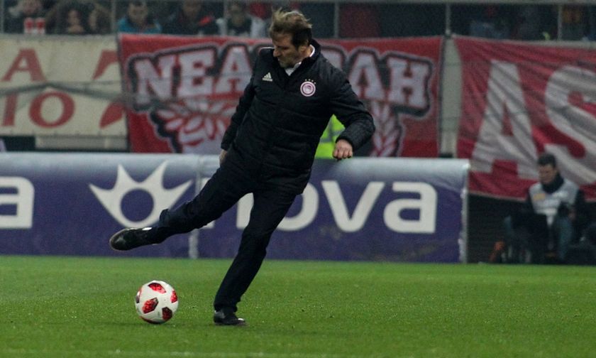 Ολυμπιακός - ΑΕΚ 4-1: Τι είπε ο Μαρτίνς στο ημίχρονο και ήρθε η "τεσσάρα"