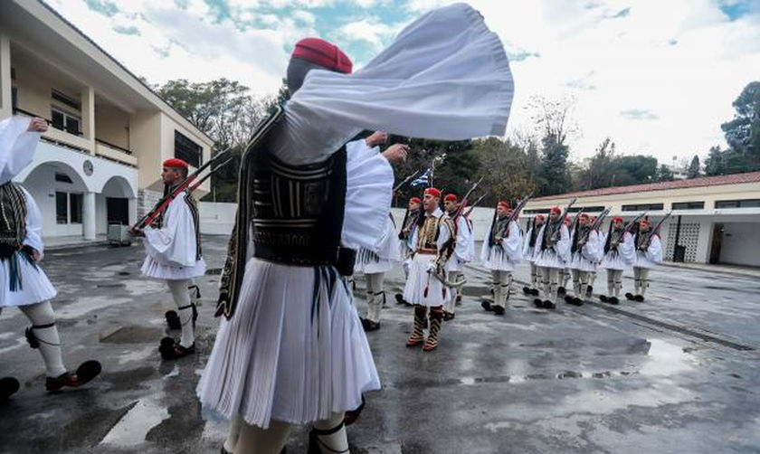 Καταγγελία Εύζωνα για τον θάνατο του Σπύρου: Το «αναπόσπαστο» που δημιουργεί κυκλοφορικά προβλήματα