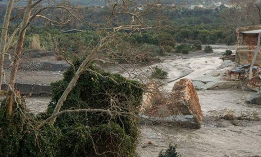 Μeteo για τις καταστροφικές πλημμύρες στην Κρήτη: Επι 41 ώρες έβρεχε χωρίς διακοπή