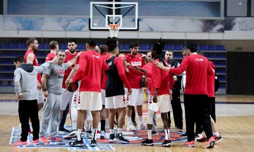 Ολυμπιακός: Η προπόνηση στο Μαυροβούνιο (vid)