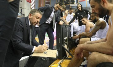 Παπαθεοδώρου: «Δεν ξέρω πως αξιολογούνται οι διαιτητές»