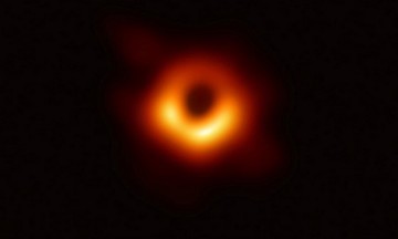 «Φωτογράφισαν» για πρώτη φορά μαύρη τρύπα
