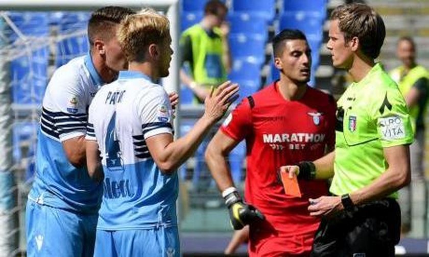 Γκέλαρε η Λάτσιο (1-2) των 9 παικτών με την Κίεβο (vid)