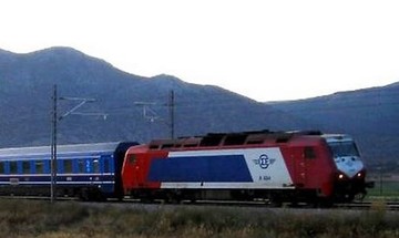 Λάρισα: Εκτροχιάστηκαν βαγόνια Intercity μετά τον Παλαιοφάρσαλο