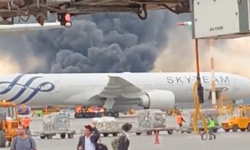 Μόσχα: Δυο παιδιά ανάμεσα στους 13 νεκρούς από την πυρκαγιά σε αεροπλάνο (vids)