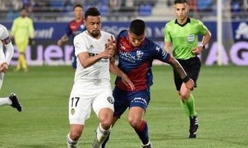 La Liga: Η Βαλένθια τράβηξε «εξάσφαιρο» και υποβίβασε την Ουέσκα! (highlights)