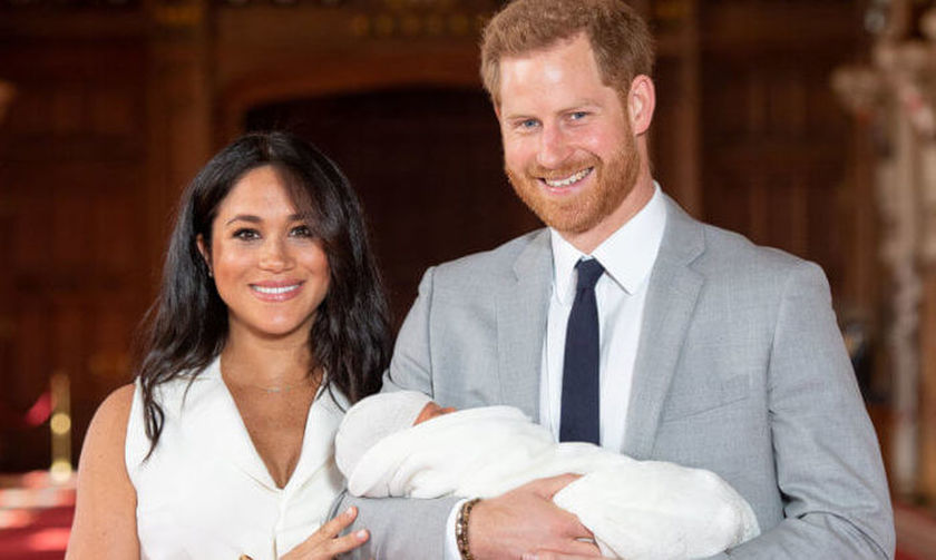 Αυτό είναι το νέο βασιλικό μωρό στη Μ. Βρετανία (vid)