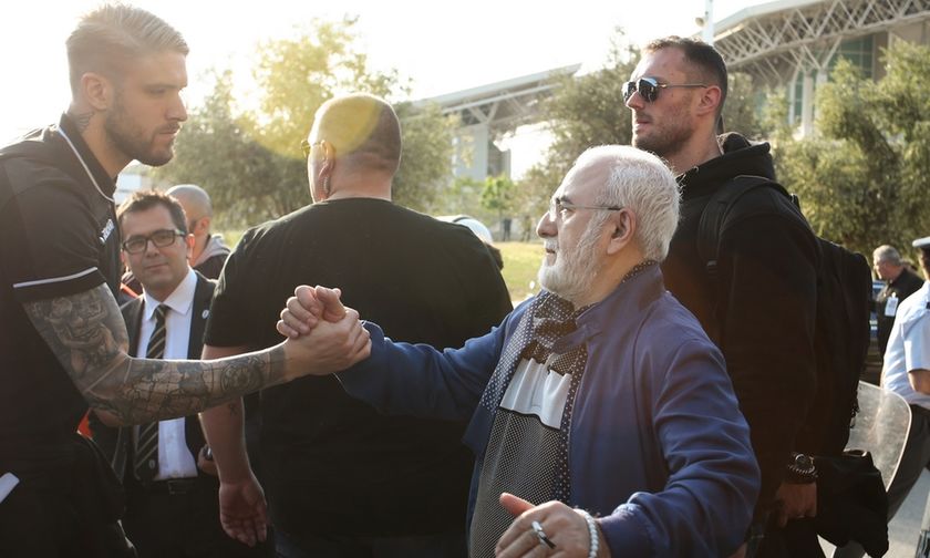 ΠΑΟΚ - ΑΕΚ:  Η άφιξη της ομάδας της Θεσσαλονίκης στο ΟΑΚΑ