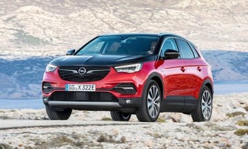 Νέο plug-in υβριδικό Opel Grandland X με 300 άλογα!