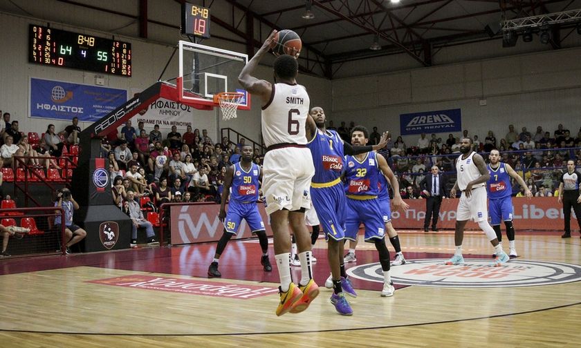 Ήφαιστος - Περιστέρι 77-71: Η πρόκριση θα κριθεί στο τρίτο ματς