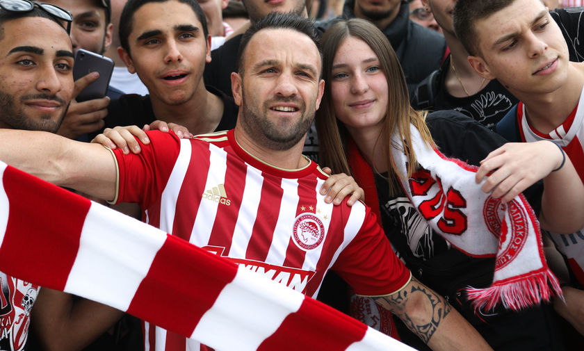 Ο Βαλμπουενά, τρίτος γηραιότερος που υπογράφει στον Ολυμπιακό!