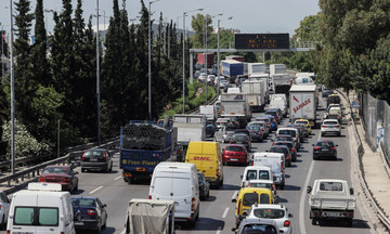 Έμφραγμα στο «Ποτάμι»: Απίστευτο μποτιλιάρισμα στον Κηφισό (pics)