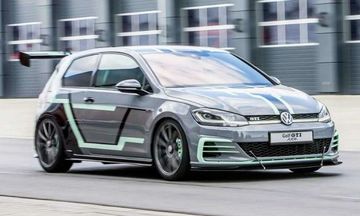  Μοναδικό Golf GTI 380 ίππων από την VW!