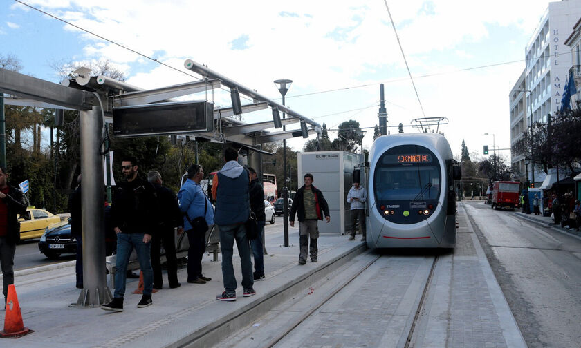 Στάση εργασίας στο τραμ την Παρασκευή (14/6)