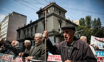 Επικουρικές συντάξεις: Άκυρες οι μειώσεις του 2016 σε 350.000 συνταξιούχους