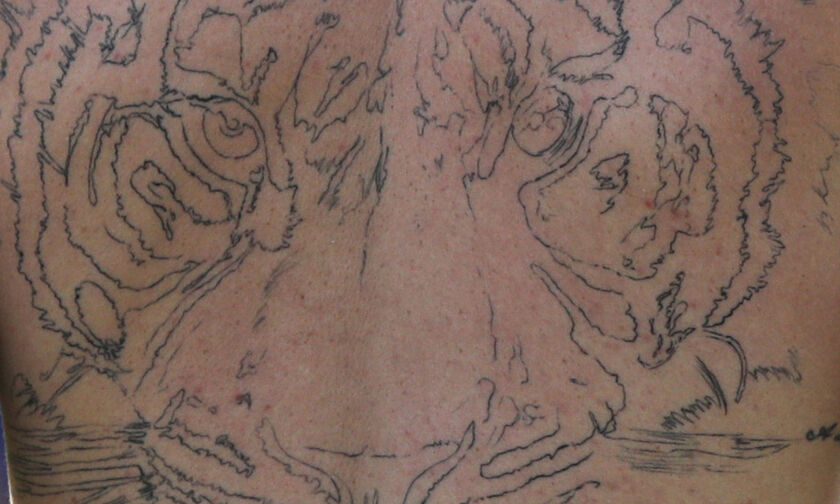 Tο τατουάζ που ετοιμάζει ο Ζοσέ Σα σε όλη του την πλάτη!