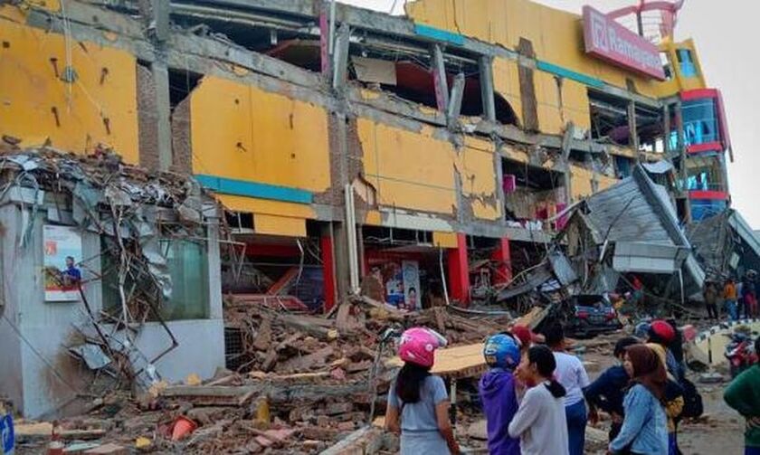 Tσουνάμι: Προειδοποίηση μετά το σεισμό 7.1 Ρίχτερ στην Ινδονησία