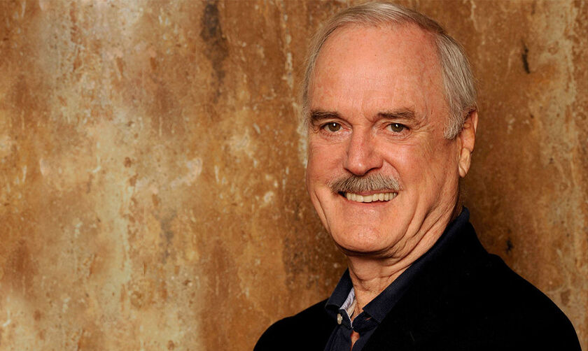 Ο διάσημος κωμικός John Cleese έρχεται για πρώτη φορά στην Ελλάδα