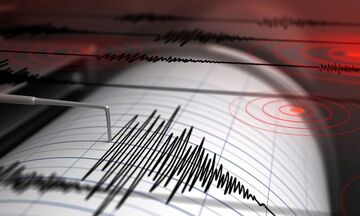 Σεισμός: Καθησυχαστικός εμφανίστηκε ο Ευθύμης Λέκκας για τον σεισμό στην Κάρπαθο