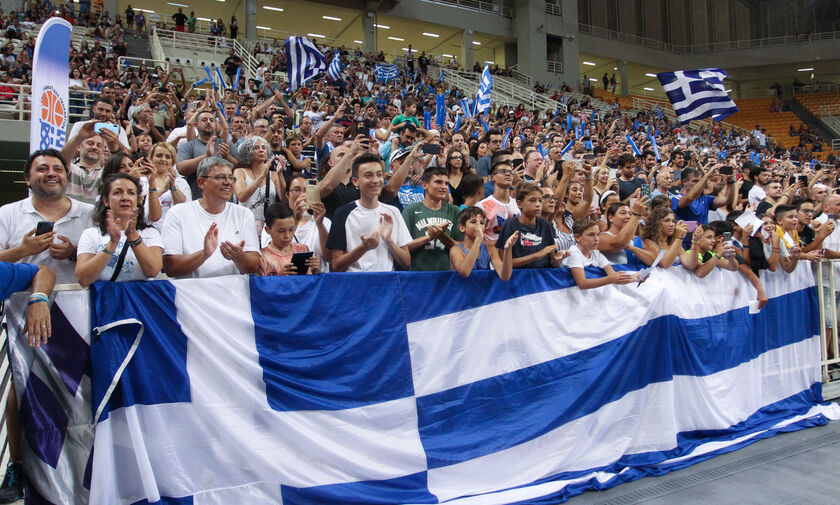 Ξυπνήστε: Οι φίλαθλοι αγαπούν το μπάσκετ!