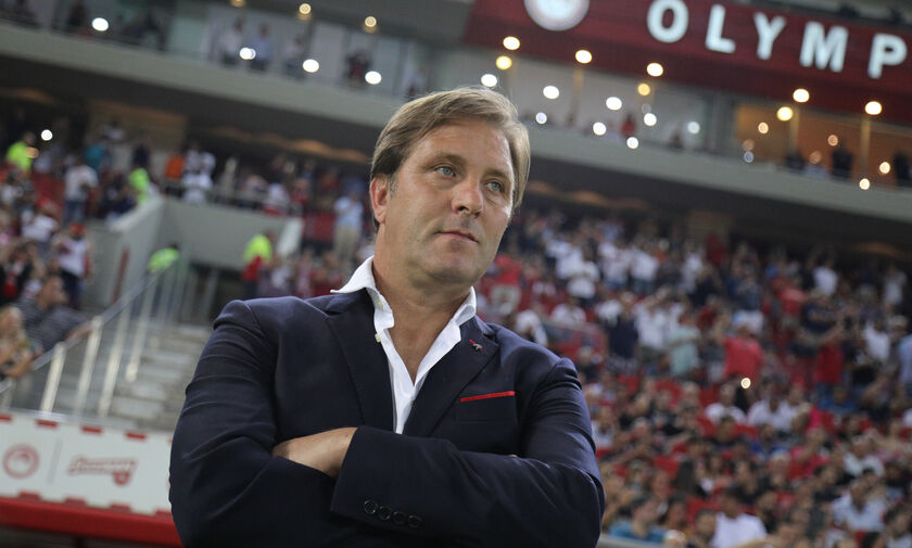 Μαρτίνς: «Στα αποδυτήρια μιλάμε μόνο για το παιχνίδι με την ΑΕΛ»