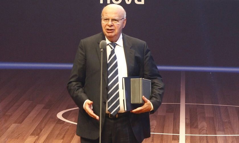 FIBA: Nέα θέση για τον Βασιλακόπουλο