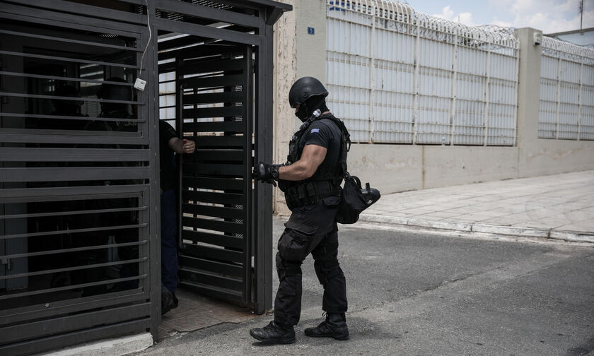 Έφοδος της αστυνομίας στο ψυχιατρείο Κορυδαλλού