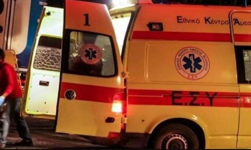 Aυτοκίνητο στη Χίο παρέσυρε ηλεκτρικό πατίνι κι εξαφανίστηκε - Σε κρίσιμη κατάσταση ο οδηγός