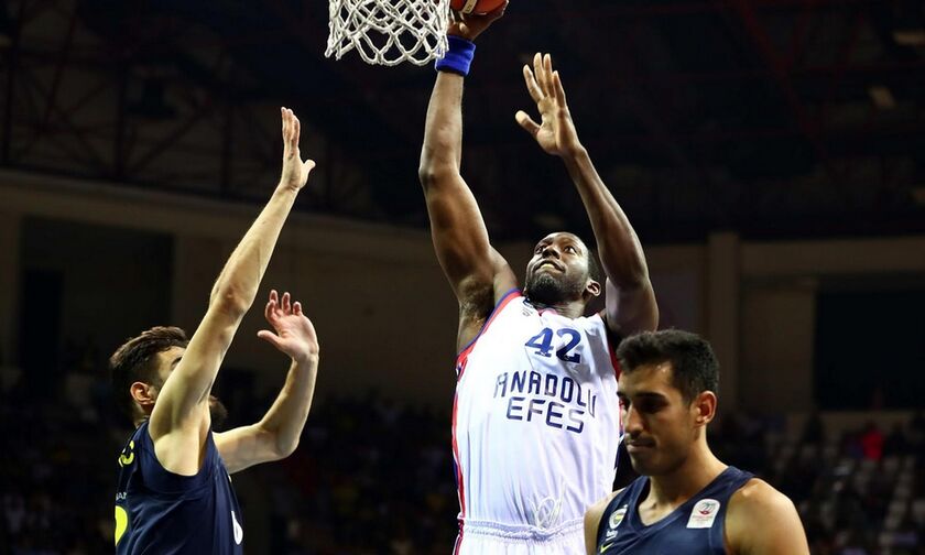 Αποτέλεσμα εικόνας για ANADOLU EFES FENER 79-74 SUPER CUP