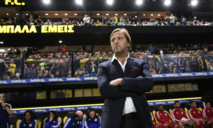 Τι απάντησε ο Μαρτίνς σε ερώτηση-σχόλιο δημοσιογράφου για «κακή διαιτησία απόψε»