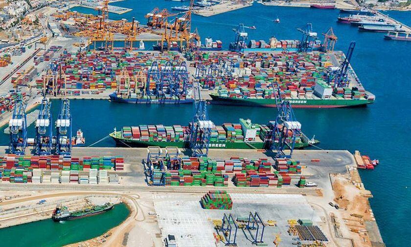 Αναβολή επένδυσης 300 εκατ. της Cosco στο λιμάνι του Πειραιά