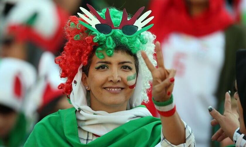 Ιράν: Ο Ανσαριφάρντ σημείωσε τέσσερα γκολ στο ιστορικό ματς παρουσία 3.000 γυναικών (pics, vids)