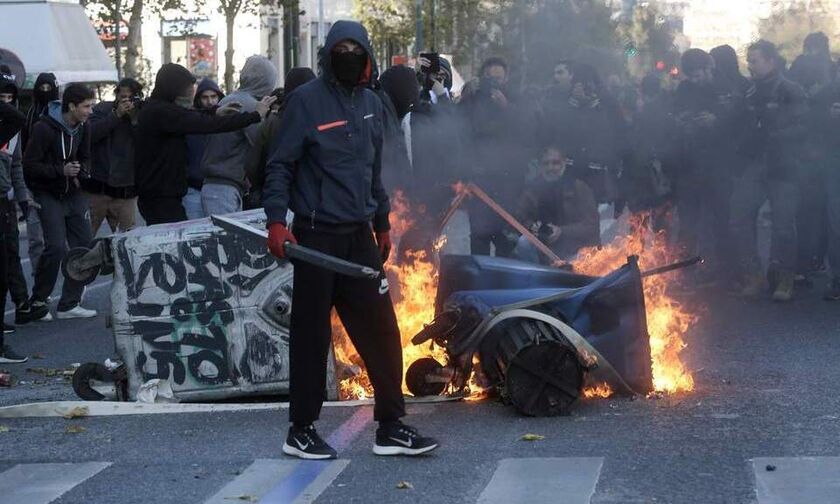 Πεδίο μάχης η οδός Πατησίων (vid)