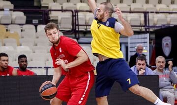 Ολυμπιακός - Λαύριο 104-72: Ανετη νίκη με εξαιρετικό Βεζένκοφ