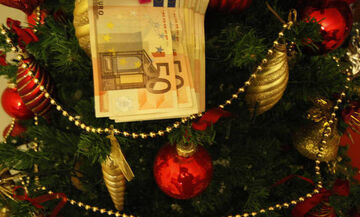 Δώρο Χριστουγέννων: Πότε πληρώνεται και πώς υπολογίζεται στον ιδιωτικό τομέα