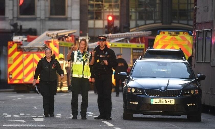 Λονδίνο: Δύο νεκροί και τρεις τραυματίες από την επίθεση - Καταδικασμένος τρομοκράτης ο δράστης