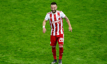 Ολυμπιακός - ΠΑΟΚ: Έβαλε τα κλάματα ο Βαλμπουενά για τον τραυματισμό του