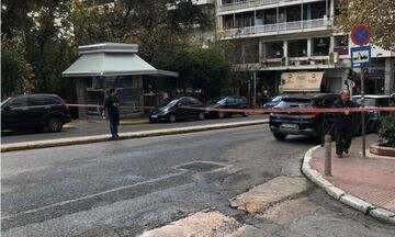 Ύποπτη βαλίτσα στο Κολωνάκι - Κλειστοί δρόμοι στο κέντρο της Αθήνας (pics)