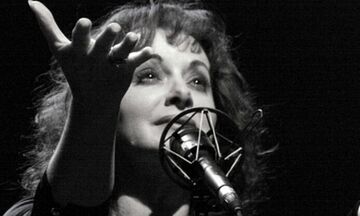 Η Jil Aigrot ζωντανεύει την Edith Piaf στην Αθήνα